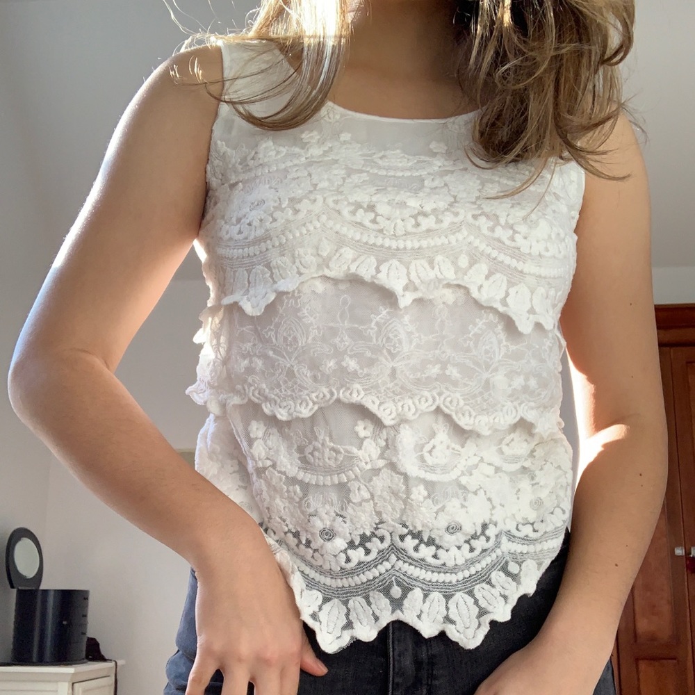 Lacey white tank top